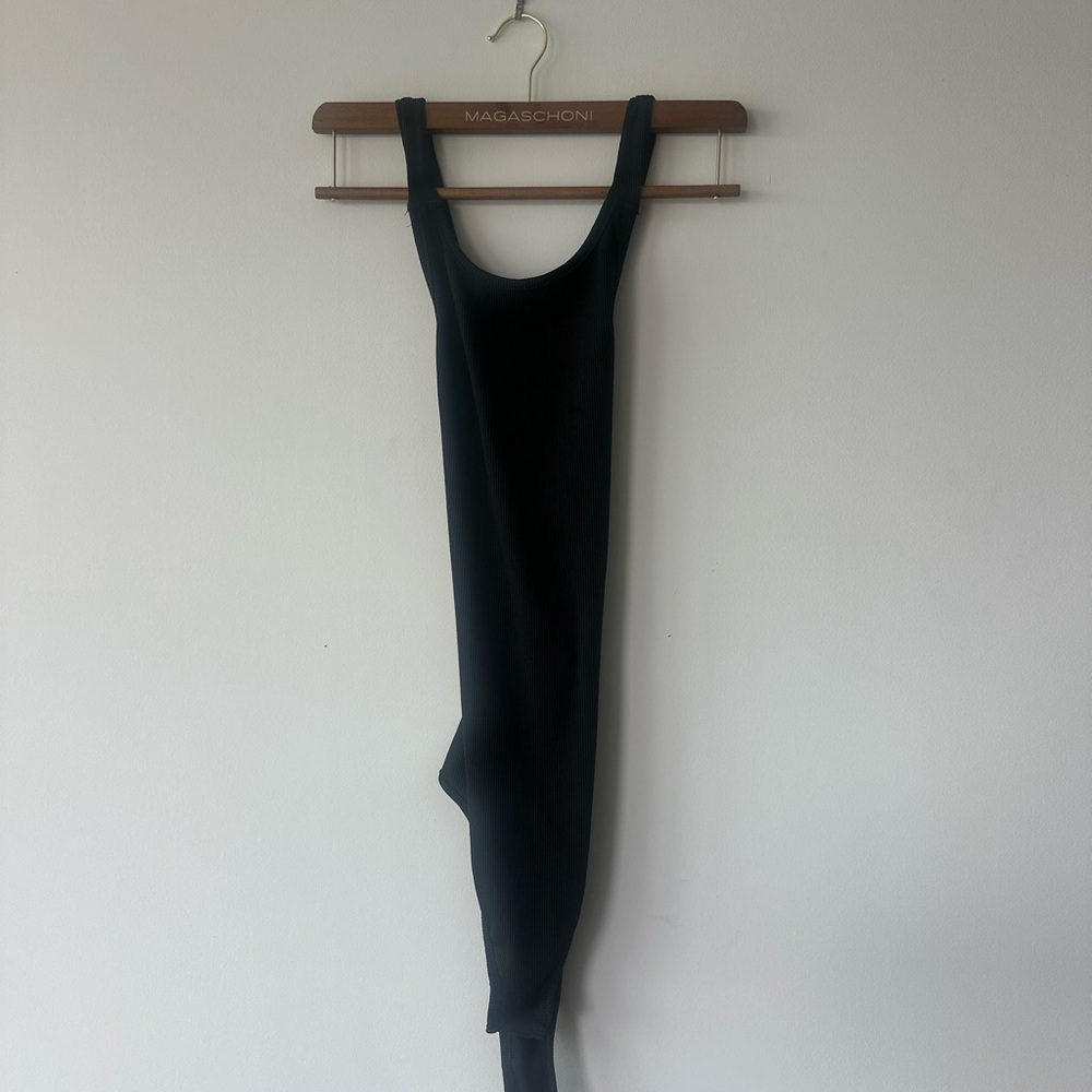 SHEIN Black cross-back Bodysuit